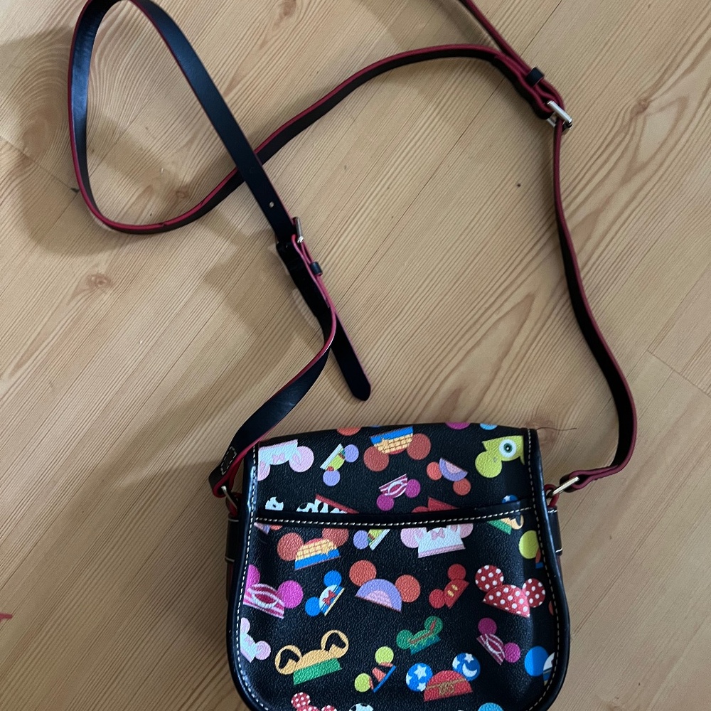 Dooney & Bourke crossbody purse